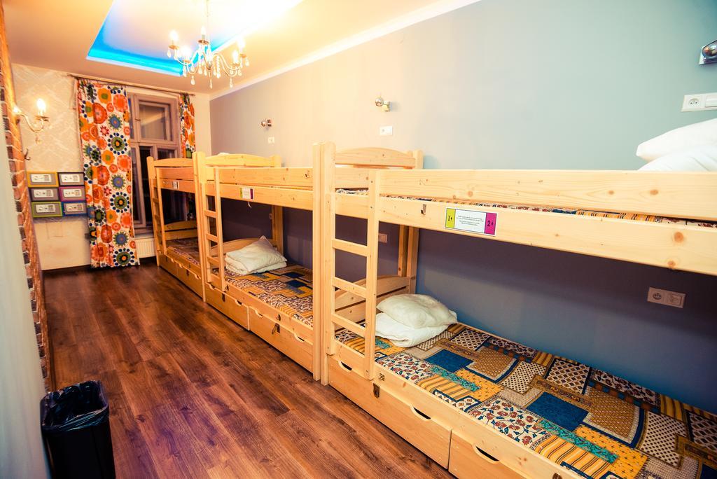 Greg&Tom Beer House Hostel Cracovie Extérieur photo